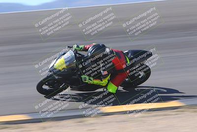 media/Nov-06-2023-Moto Forza (Mon) [[ce023d0744]]/2-Advanced Group/Session 2 (Bowl Speed Pans)/